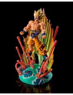 DRAGON BALL Z. FIGURA SUPER SAIYAN SON GOKU TALKING ABOUT KRILLIN 27CM FIGUARTS ZERO 2