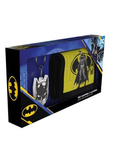 BATMAN. SET CARTERA Y LLAVERO DC UNIVERSE