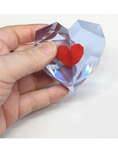 CORAZÓN VIDA EXTRA DE RESINA. 6 CM. HECHO A MANO