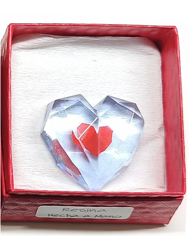 CORAZÓN VIDA EXTRA DE RESINA. 4 CM. HECHO A MANO