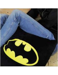 BATMAN. COJÍN SÍMBOLO CUADRADO 2